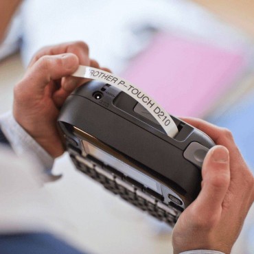 BROTHER PT-D210 : Étiqueteuse P-Touch PTD210YP1 - Althus-Office.